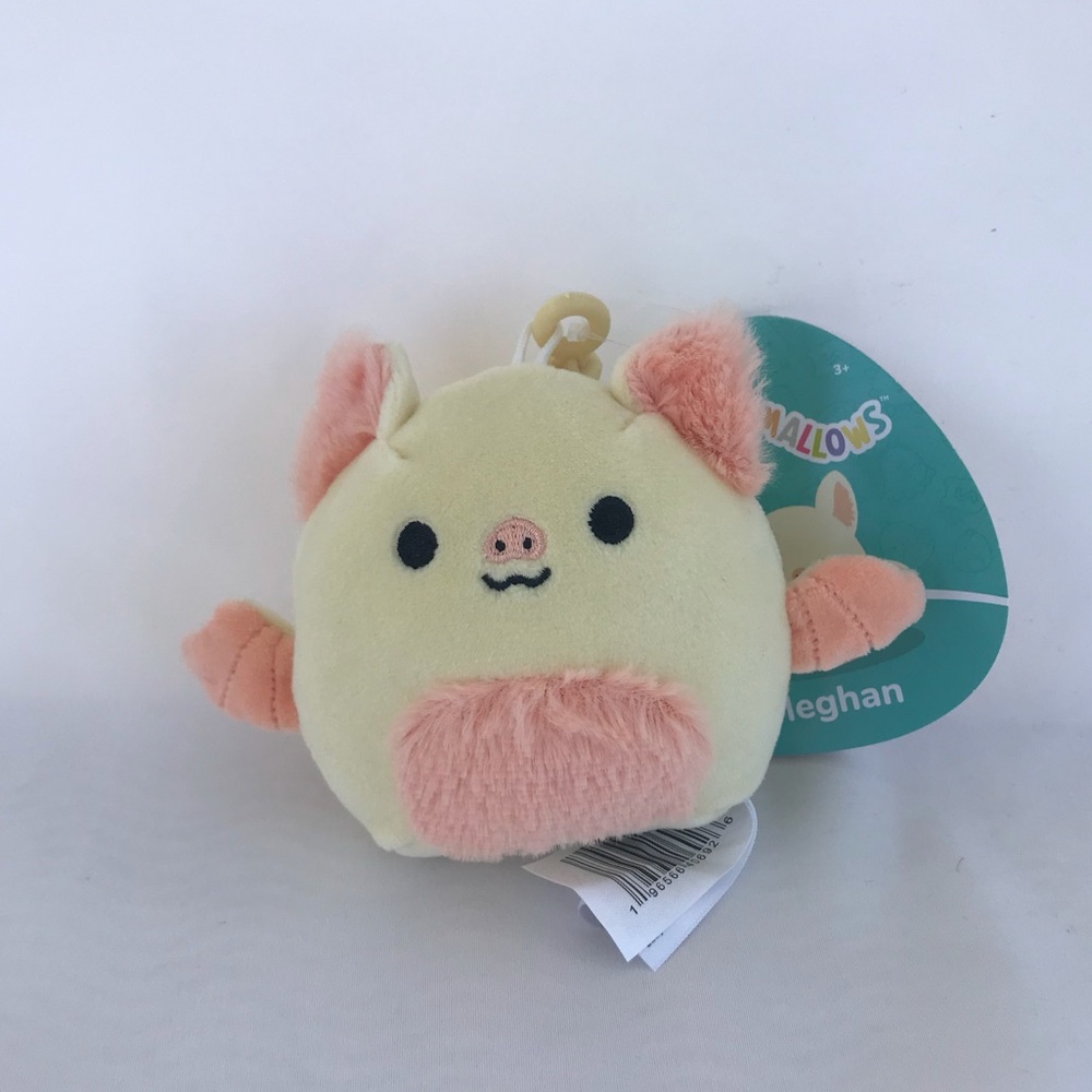 Meghan the Bat Squishmallow Clip 3” NWT